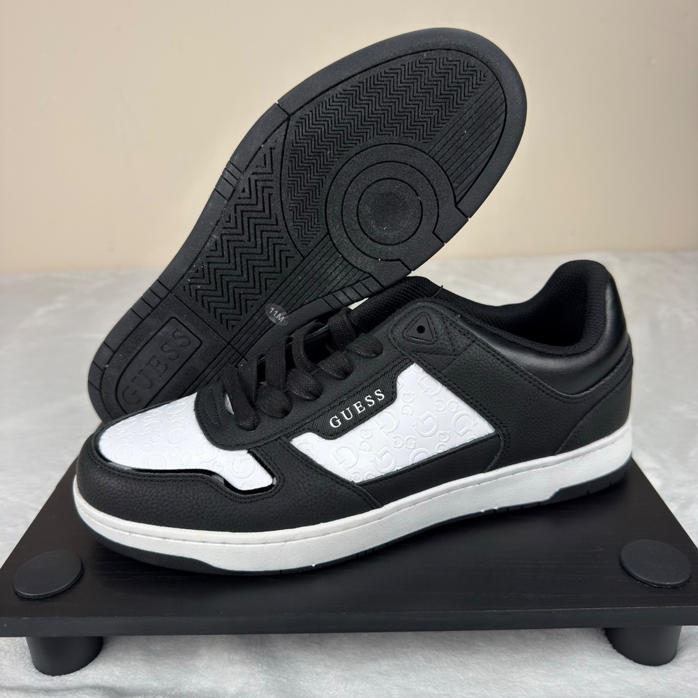 Guess Mens 11 M Tirry Black White Low Top Sneakers Embossed 4G Logo Lace Up New